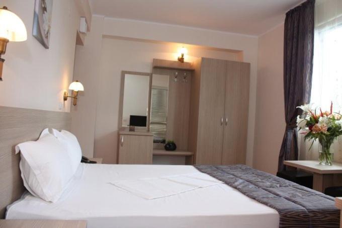 Hotel Regal Eforie Nord Habitación foto